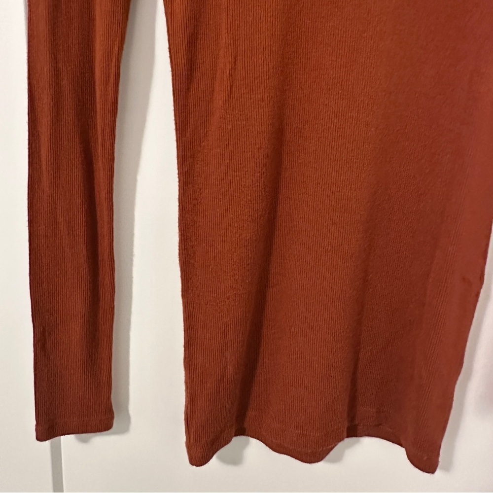 Aritzia Wilfred Only Turtleneck Burnt Orange Ribbed Top Size XS Women’s - Picture 4 of 11